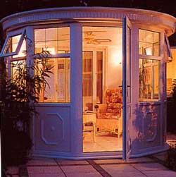 https://www.bahama.co.uk/porches/images/thumbnails/grp_porch3_jpg.jpg